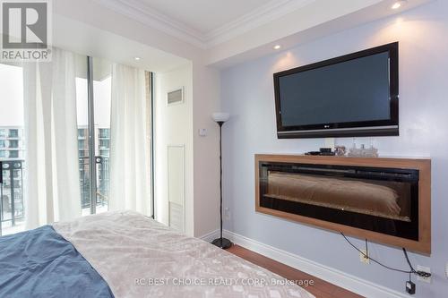 805 - 38 William Carson Crescent, Toronto (St. Andrew-Windfields), ON - Indoor Photo Showing Bedroom