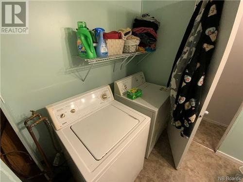 12 Chestnut Street, Woodstock, NB - Indoor Photo Showing Laundry Room