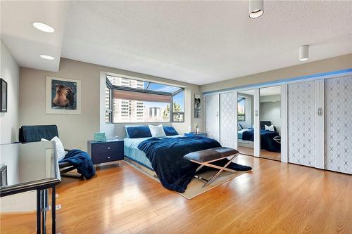 28 Duke Street|Unit #601, Hamilton, ON - Indoor Photo Showing Bedroom