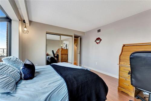 28 Duke Street|Unit #601, Hamilton, ON - Indoor Photo Showing Bedroom