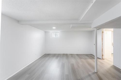 40 Samuel Road|Unit #2, Hamilton, ON - Indoor Photo Showing Other Room