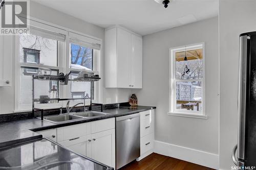 2859 Retallack Street, Regina, SK - Indoor Photo Showing Kitchen With Double Sink