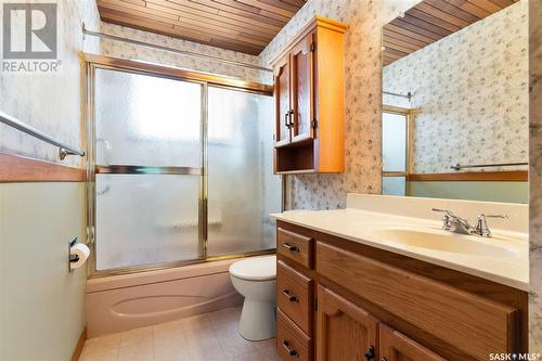 116 Matheson Crescent, Regina, SK - Indoor Photo Showing Bathroom