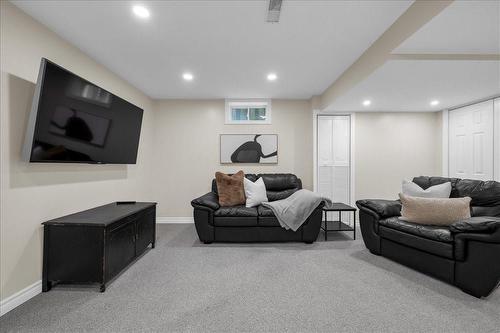 98 Summers Drive, Thorold, ON - Indoor Photo Showing Basement