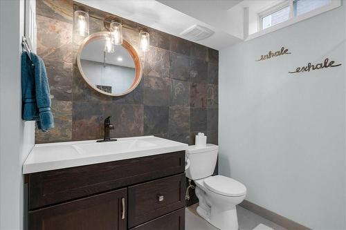 98 Summers Drive, Thorold, ON - Indoor Photo Showing Bathroom