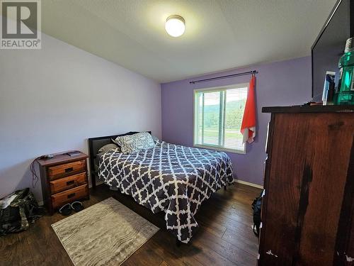 7882 Highway 29S Highway, Chetwynd, BC - Indoor Photo Showing Bedroom