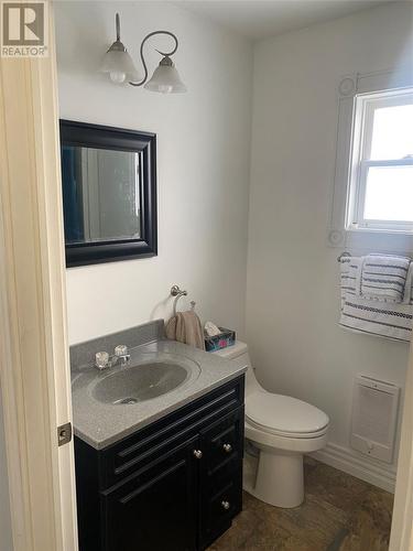 43 Bayview Heights Heights, Glovertown, NL - Indoor Photo Showing Bathroom