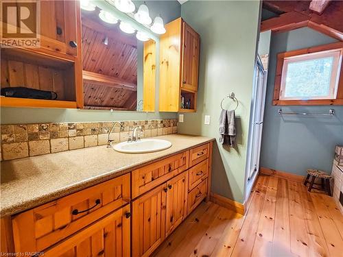 78 Lakewood Country Lane, Northern Bruce Peninsula, ON - Indoor Photo Showing Bathroom