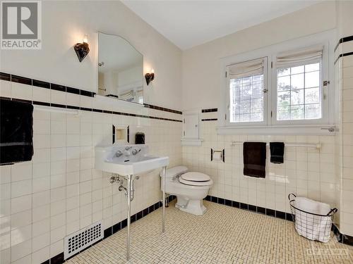 555 Island Park Drive, Ottawa, ON - Indoor Photo Showing Bathroom