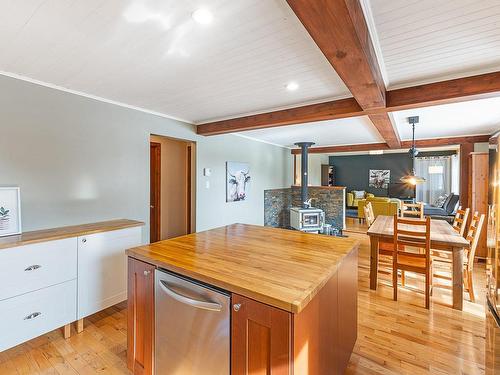 IntÃ©rieur - 635 Ch. Duclos, Saint-Denis-De-Brompton, QC - Indoor Photo Showing Kitchen