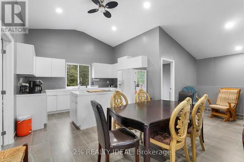 11 Nickles Cove Road, Whitestone, ON - Indoor Photo Showing Dining Room