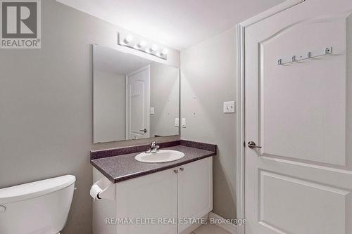 #9 -57 Ferndale Dr S, Barrie, ON - Indoor Photo Showing Bathroom