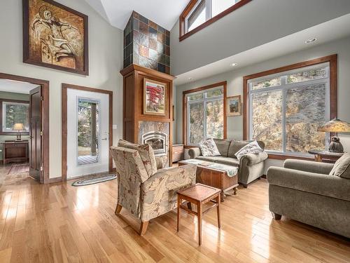 1315 Old Bridge Road, Lillooet, BC - Indoor Photo Showing Living Room With Fireplace