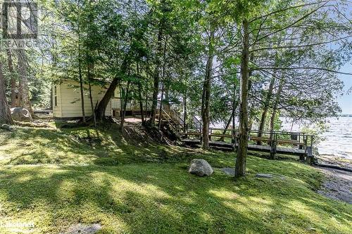 2 Island 270, Port Severn, ON - Outdoor