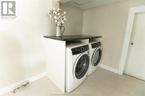 320 Sydenham Street, Dresden, ON - Indoor Photo Showing Laundry Room