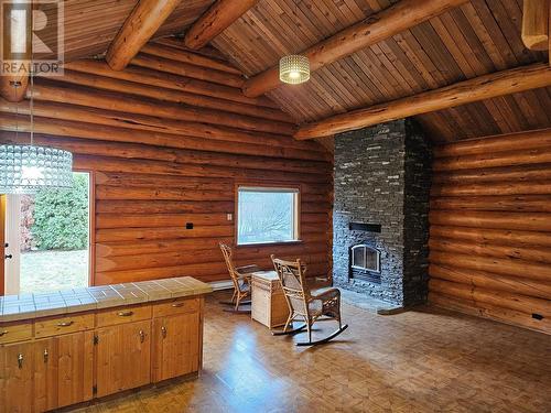 728 10Th Avenue, Keremeos, BC - Indoor With Fireplace