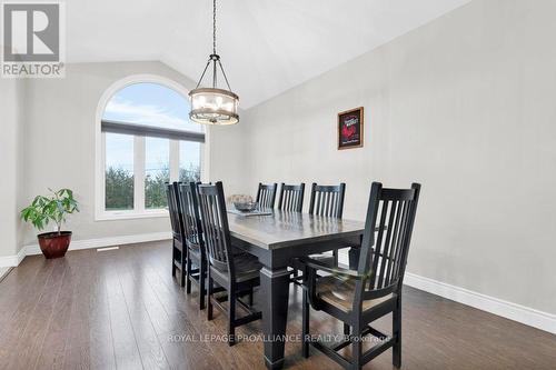 44 Stonecrest Boulevard, Quinte West, ON - Indoor Photo Showing Dining Room
