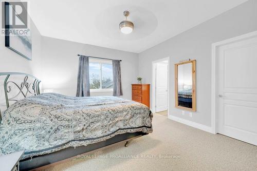 44 Stonecrest Boulevard, Quinte West, ON - Indoor Photo Showing Bedroom