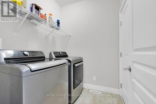 44 Stonecrest Blvd, Quinte West, ON - Indoor Photo Showing Laundry Room