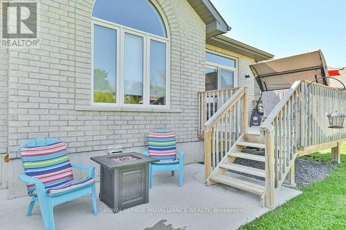 44 Stonecrest Boulevard, Quinte West, ON - Outdoor With Exterior