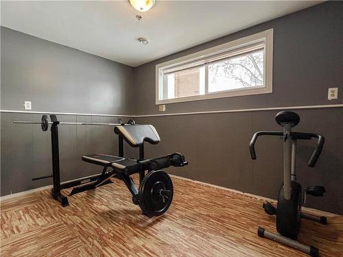 301 5Th Avenue, Rivers, MB - Indoor Photo Showing Gym Room