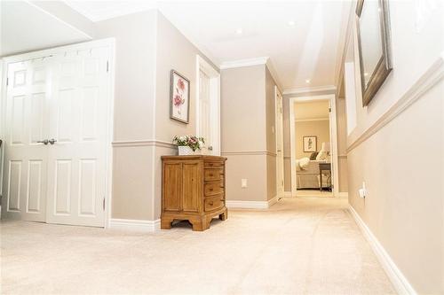 13 Tynedale Court, Carlisle, ON - Indoor Photo Showing Other Room