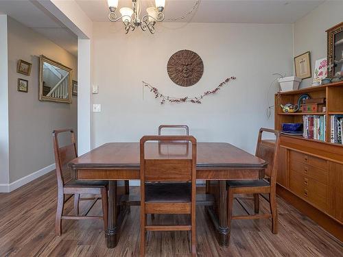 10015 Siddall Rd, Sidney, BC - Indoor Photo Showing Dining Room