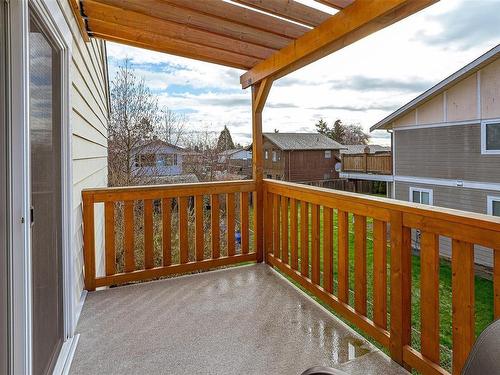 10015 Siddall Rd, Sidney, BC - Outdoor With Deck Patio Veranda With Exterior