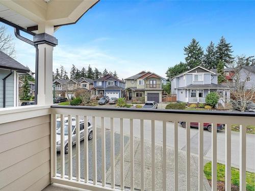 41 Stoneridge Dr, View Royal, BC - Outdoor With Balcony