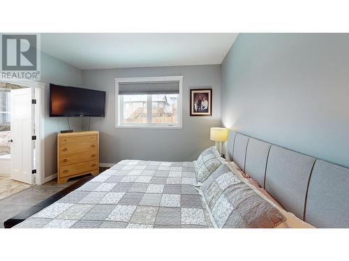 948 89 Avenue, Dawson Creek, BC - Indoor Photo Showing Bedroom