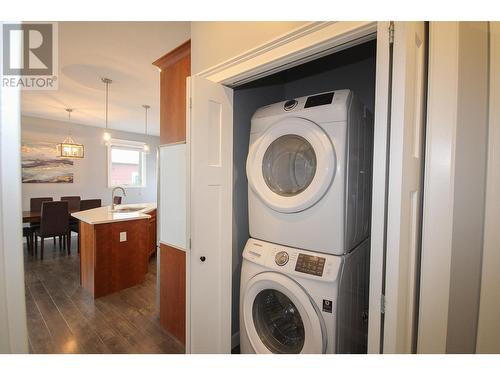 948 89 Avenue, Dawson Creek, BC - Indoor Photo Showing Laundry Room