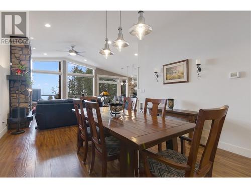 561 Moody Crescent, Vernon, BC - Indoor Photo Showing Dining Room