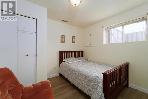 2539 Elston Drive, Kamloops, BC - Indoor Photo Showing Bedroom