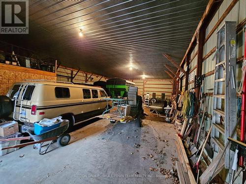 80411 Base Line Rd, Goderich, ON - Indoor Photo Showing Garage