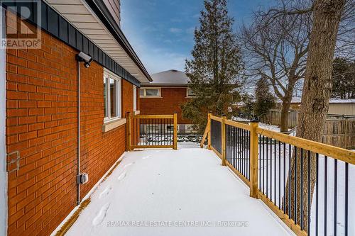 16 Keen Crt, Hamilton, ON - Outdoor With Exterior