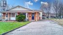 501B Kingscourt Dr, Waterloo, ON  - Outdoor With Facade 