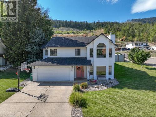 2200 Linea Crescent, Lumby, BC - Outdoor With Facade