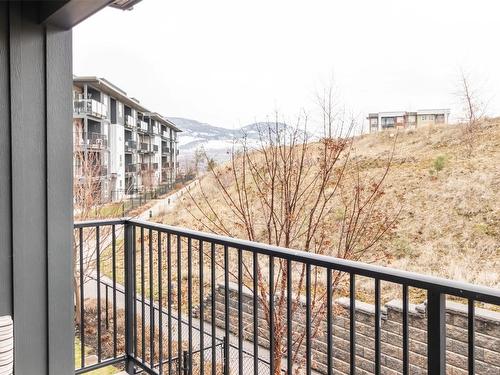 210-881 Academy Way, Kelowna, BC - Outdoor With Balcony With Exterior