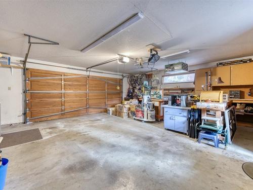 2132 Ryan Road, Penticton, BC - Indoor Photo Showing Garage