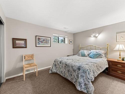 2132 Ryan Road, Penticton, BC - Indoor Photo Showing Bedroom