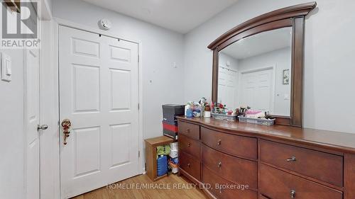 3066 Mallbridge Cres, Mississauga, ON - Indoor Photo Showing Other Room