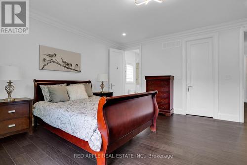 340 Churchill Avenue, King, ON - Indoor Photo Showing Bedroom