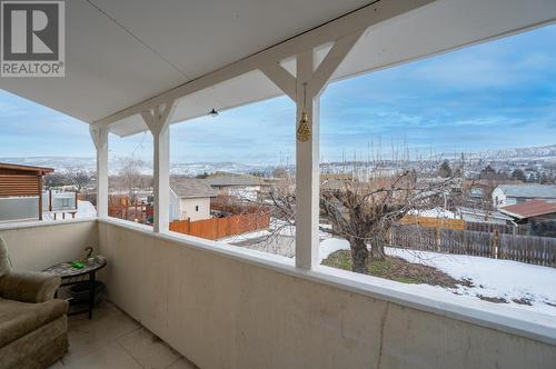 122 Fairview Ave, Kamloops, BC - Outdoor With View With Exterior