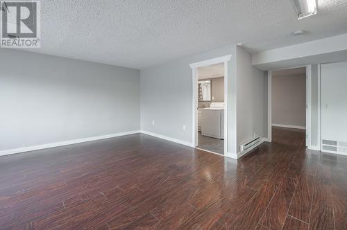 122 Fairview Ave, Kamloops, BC - Indoor Photo Showing Other Room