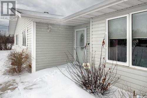 302 Okanese Avenue N, Fort Qu'Appelle, SK - Outdoor With Exterior
