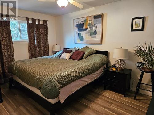 731 Nelson Avenue, Penticton, BC - Indoor Photo Showing Bedroom