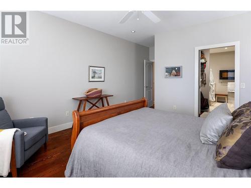 328 Quilchena Drive, Kelowna, BC - Indoor Photo Showing Bedroom