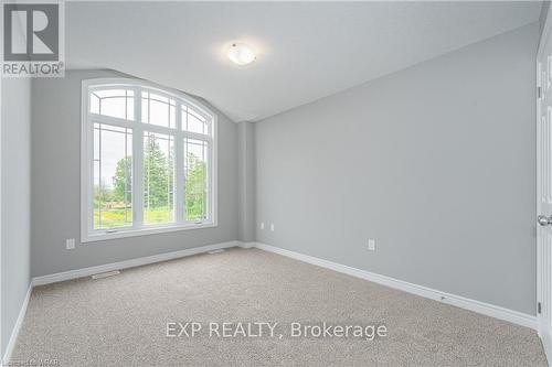 10 Lee St, Guelph, ON - Indoor Photo Showing Other Room