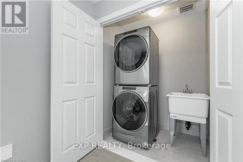 10 Lee St, Guelph, ON - Indoor Photo Showing Laundry Room