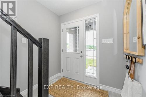 10 Lee St, Guelph, ON - Indoor Photo Showing Other Room